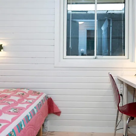 Two-bedroom In Holbaek 1 *